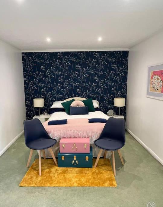 Centre Of Town House 3 Bedrooms Sleeps 5 And Infant Free Onsite Parking 2 Cars Кингс-Линн Экстерьер фото